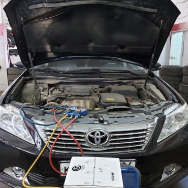  ,- Toyota Hilux -  TOYOTA-LEXUS